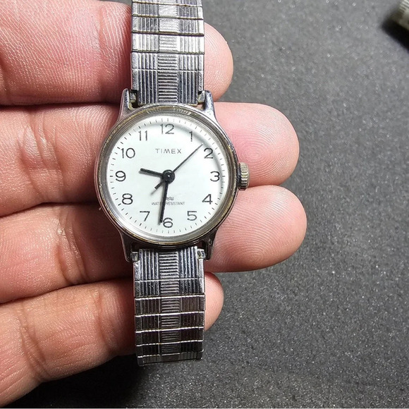 Vintage Timex wristwatch manual wind stainless steel made in Philippines Works - Picture 1 of 10
